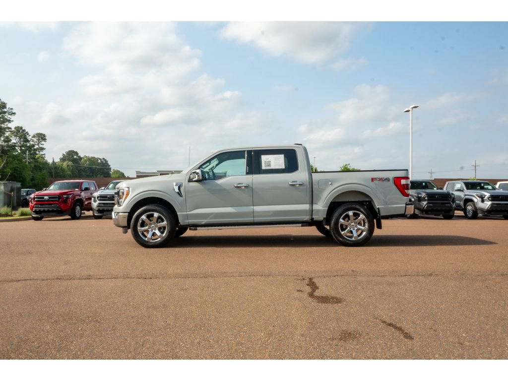 Used 2023 Ford F150 Lariat w/ FX4 Off-Road Package AWD/4WD image 9