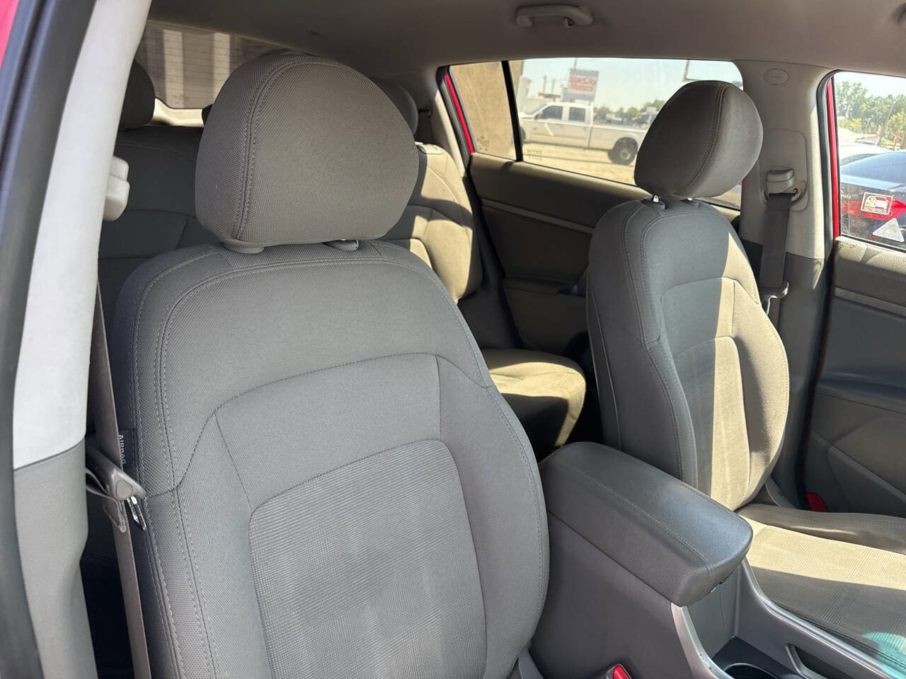 Used 2013 Kia Sportage LX image 18