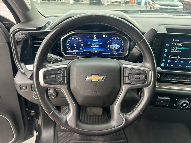 Used 2022 Chevrolet Silverado 1500 LT AWD/4WD image 6