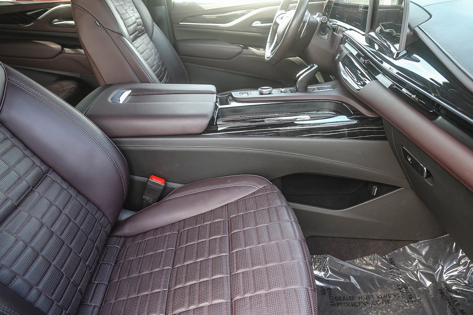 Used 2023 Cadillac Escalade ESV V image 15