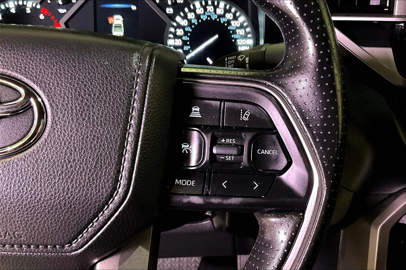 Used 2025 Toyota Tundra SR5 AWD/4WD image 14