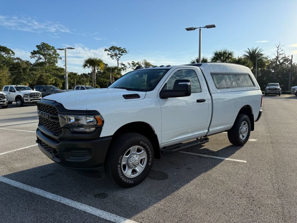Used 2024 RAM 3500 Tradesman w/ Snow Chief Group AWD/4WD image 7