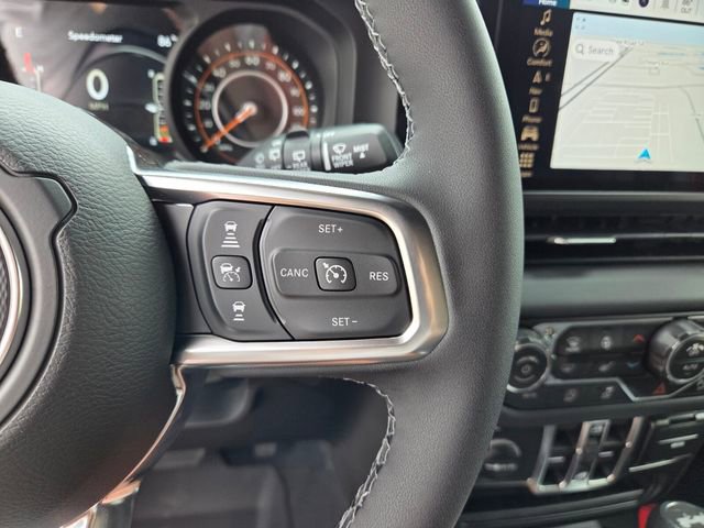 New 2026 Jeep Wrangler Unlimited Sahara AWD/4WD image 33