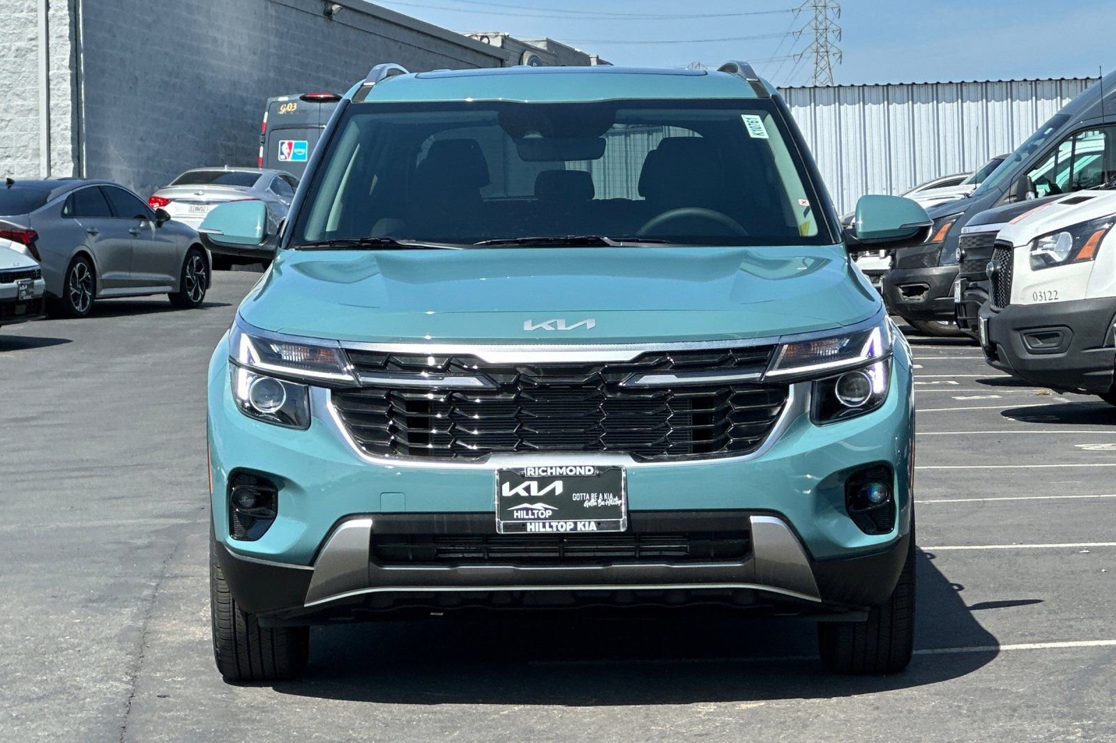 New 2026 Kia Seltos EX FWD image 9