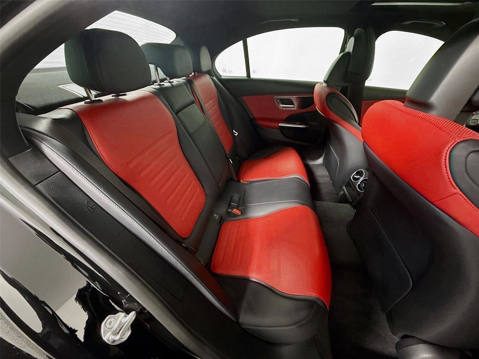 Used 2024 Mercedes-Benz C 43 AMG 4MATIC Sedan image 18