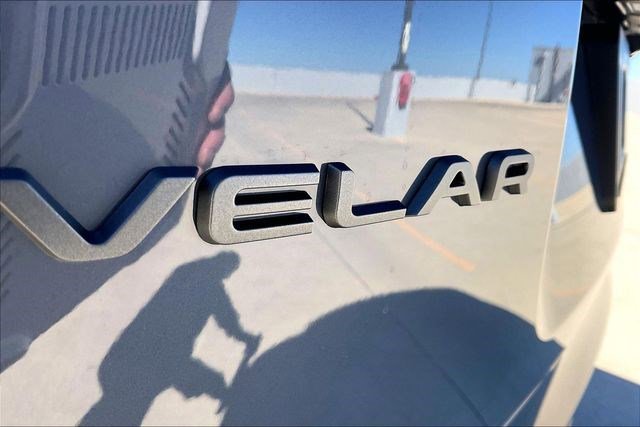 New 2026 Land Rover Range Rover Velar Dynamic SE image 9