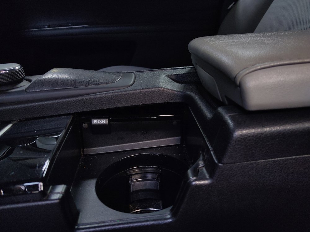 Used 2018 Lexus ES 350 w/ Premier Package image 26