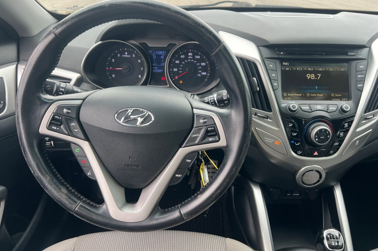 Used 2014 Hyundai Veloster w/ Style Package 02 image 11