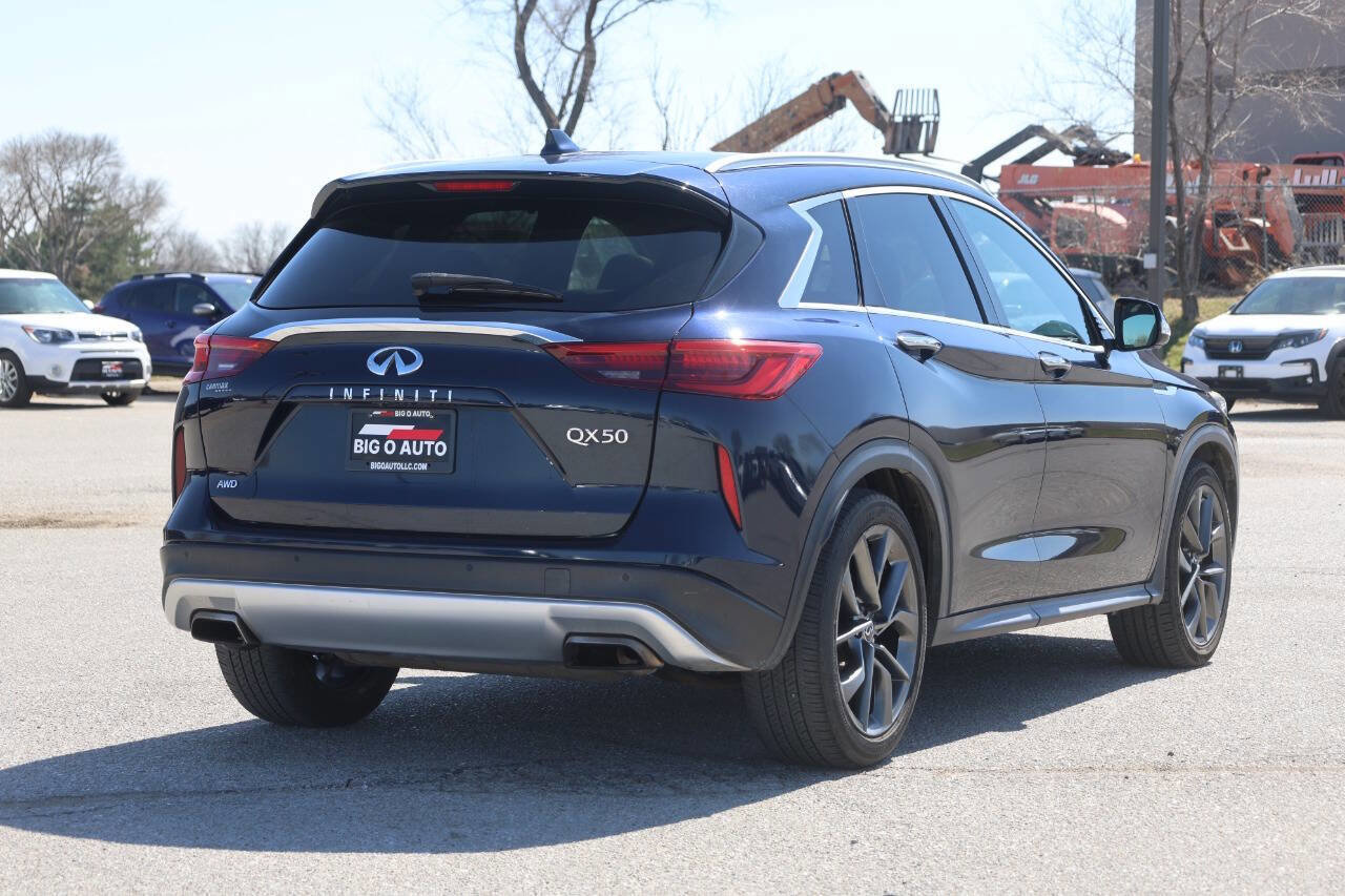 Used 2019 INFINITI QX50 Essential w/ Sensory Package AWD/4WD image 9