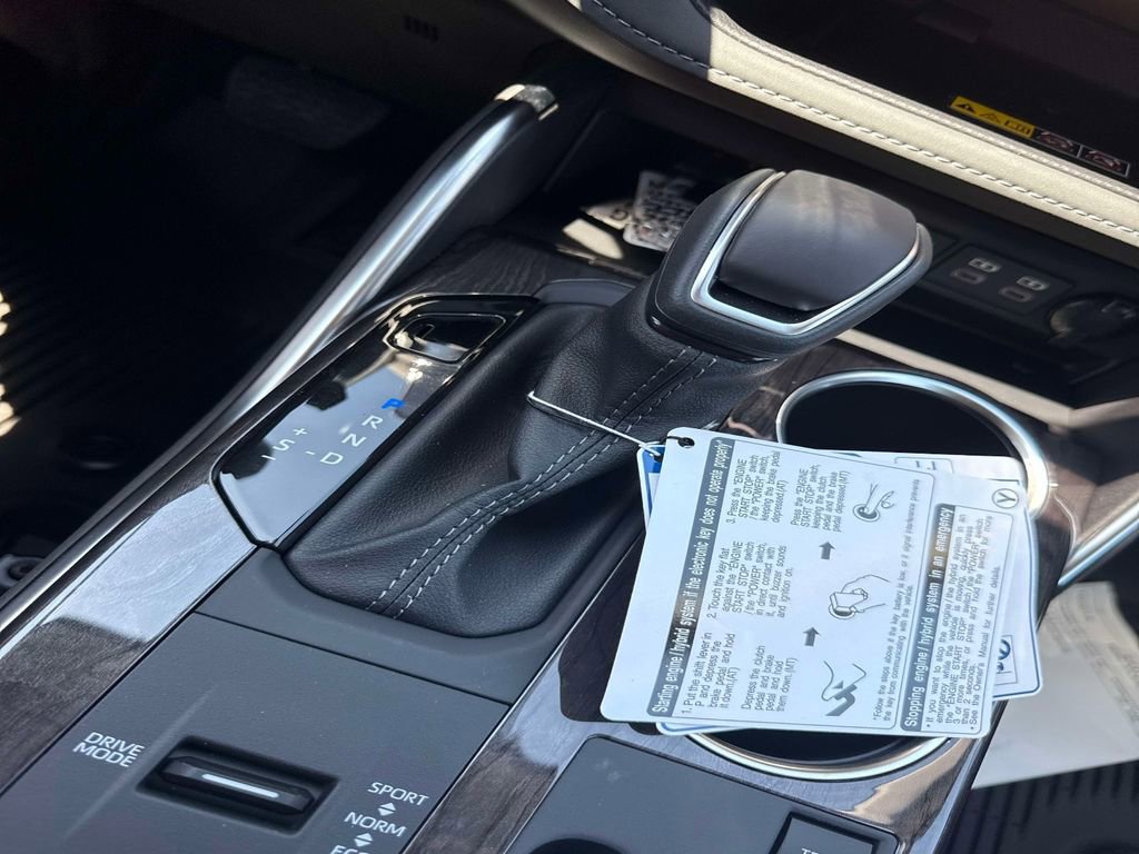 New 2026 Toyota Highlander Limited image 24