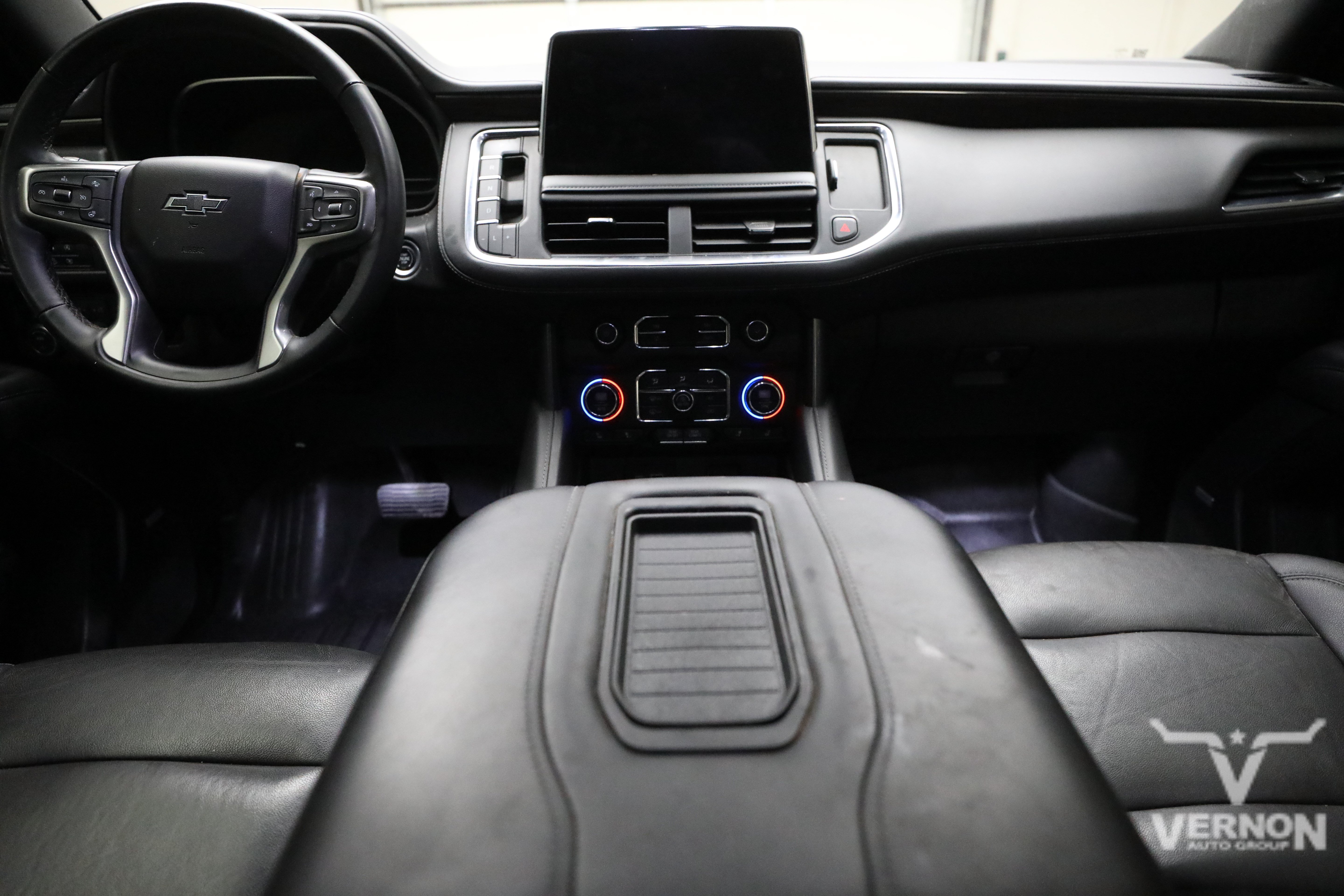 Used 2023 Chevrolet Tahoe Z71 w/ Z71 Off-Road Package AWD/4WD image 13