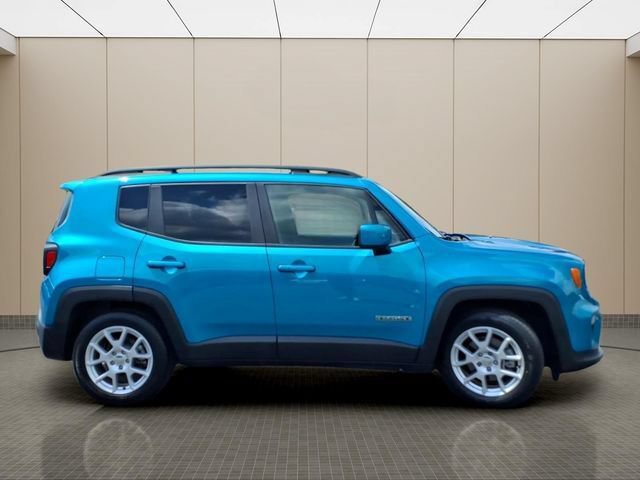 Used 2019 Jeep Renegade Latitude FWD image 5