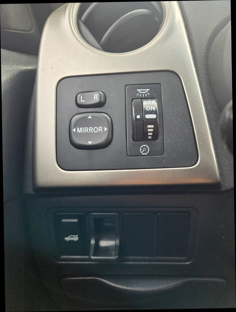 Used 2003 Toyota Matrix XR image 24