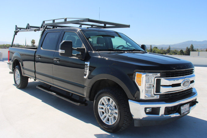 Used 2017 Ford F250 XLT w/ XLT Value Package RWD image 2