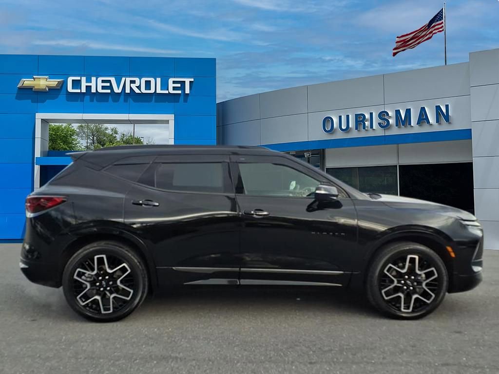Certified 2023 Chevrolet Blazer RS w/ Enhanced Convenience Package image 2