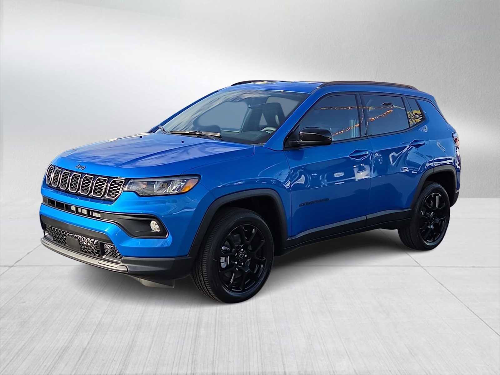 New 2026 Jeep Compass Latitude image 4