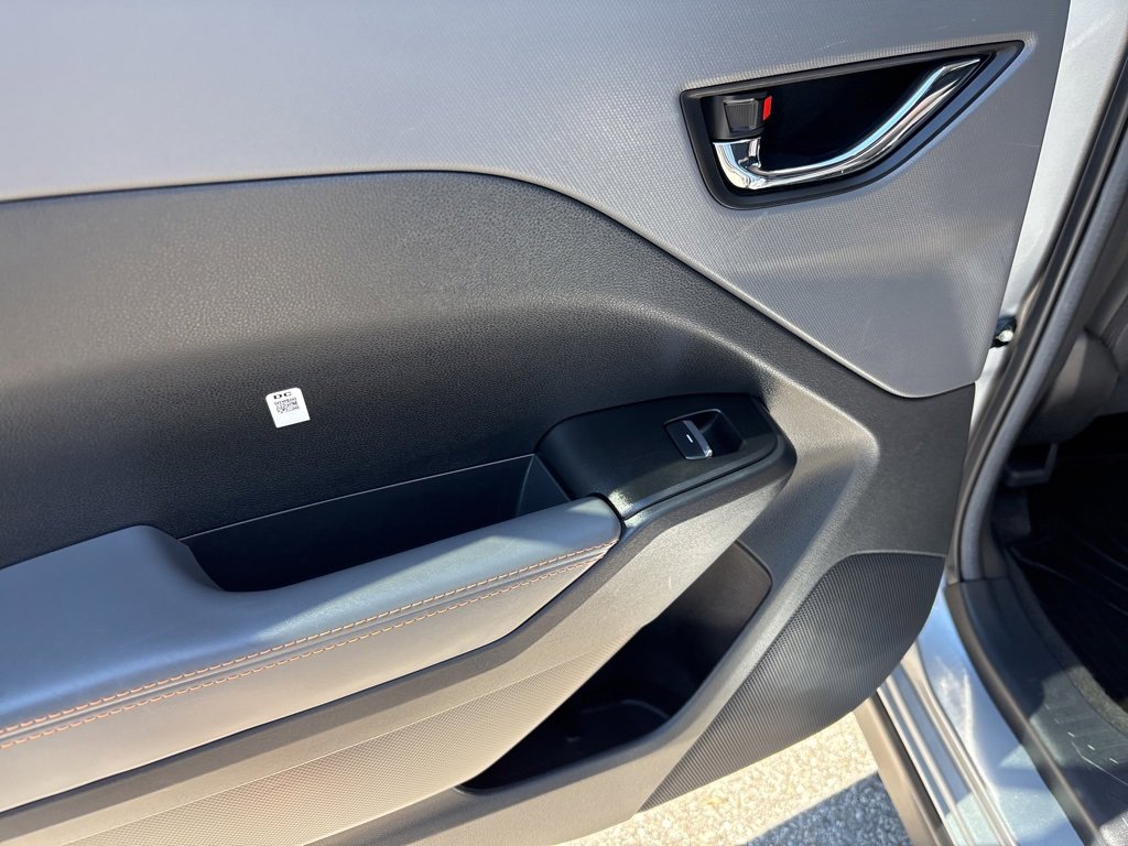 Used 2025 Subaru Crosstrek 2.5i Limited w/ Popular Package #3A image 6