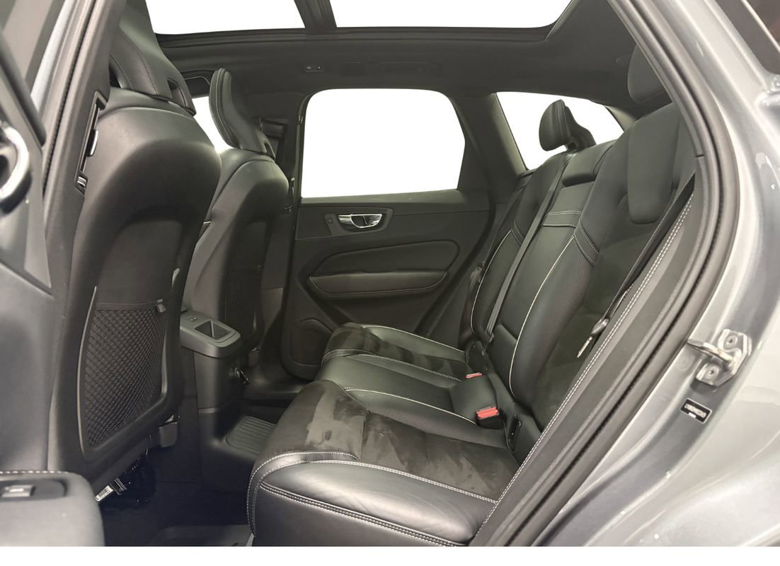 Used 2019 Volvo XC60 T8 R-Design w/ Advanced Package image 13