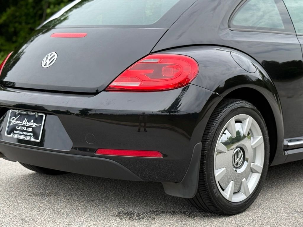 Used 2013 Volkswagen Beetle 2.5 Fender FWD image 13