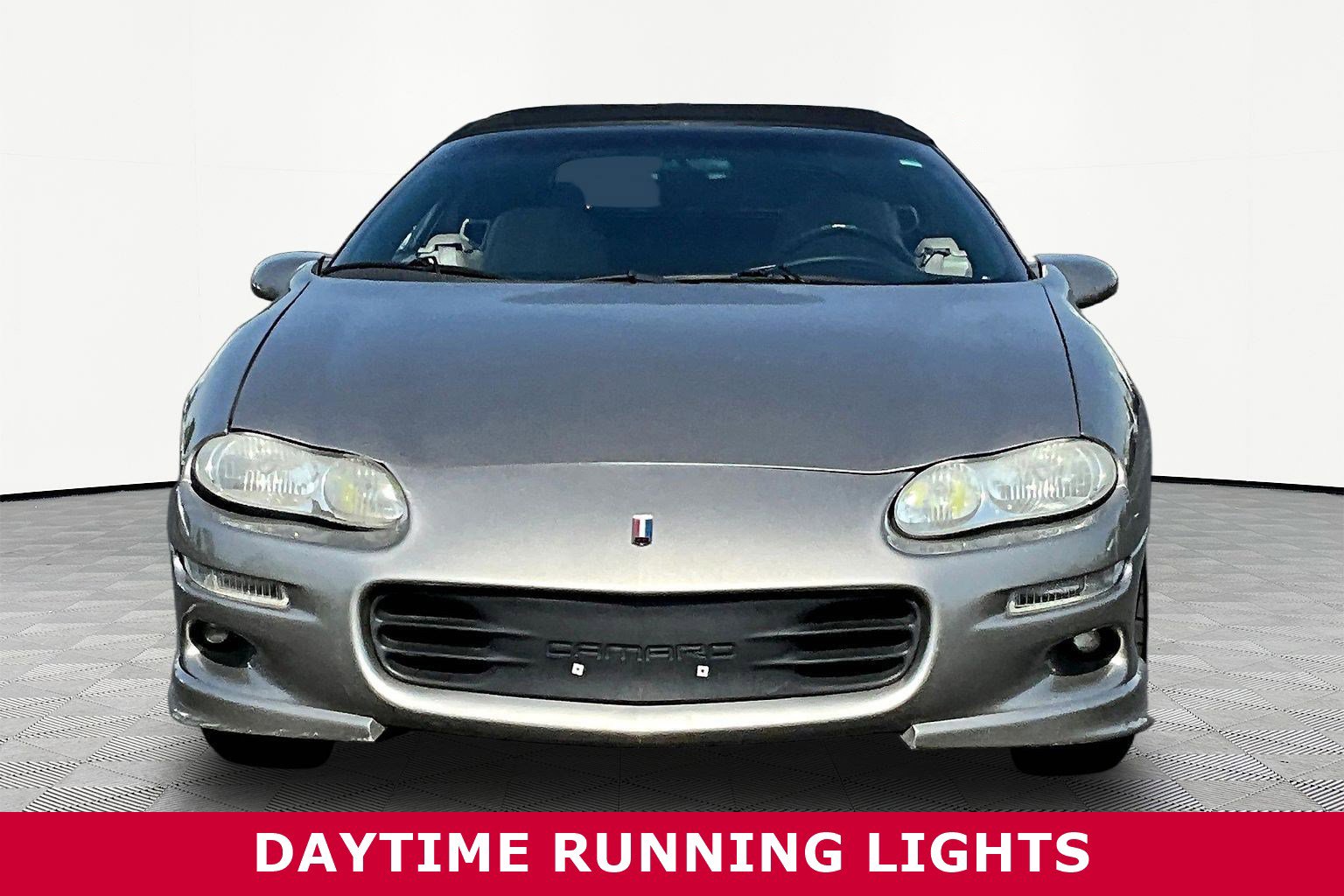 Used 2002 Chevrolet Camaro Z28 w/ Sport Appearance Pkg RWD image 2