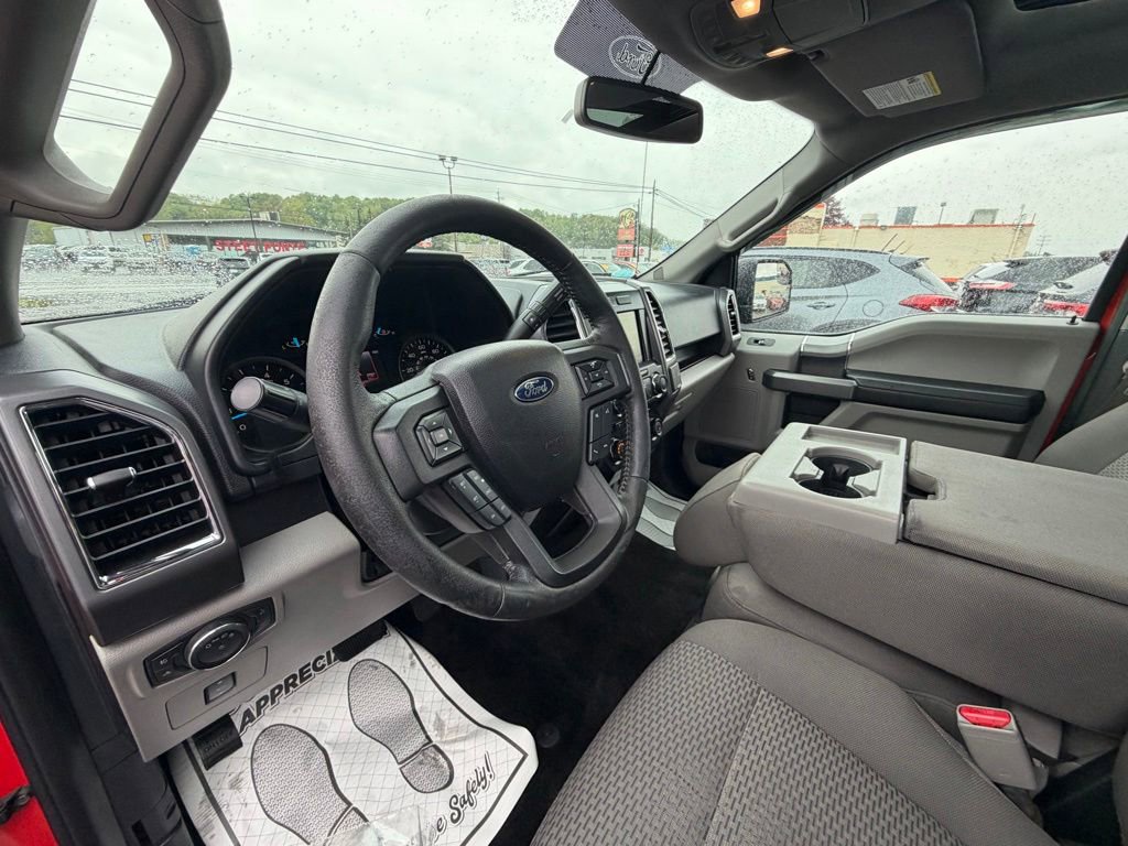 Used 2015 Ford F150 XLT w/ Equipment Group 302A Luxury AWD/4WD image 10