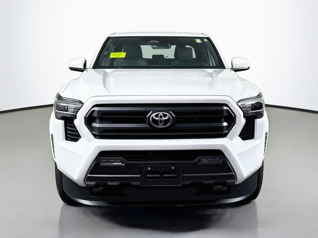 Used 2026 Toyota Tacoma SR5 RWD image 11