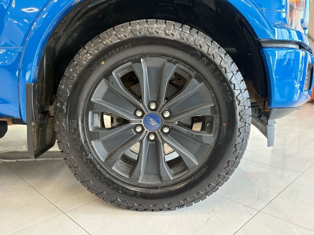 Used 2019 Ford F150 XLT w/ Equipment Group 302A Luxury image 48