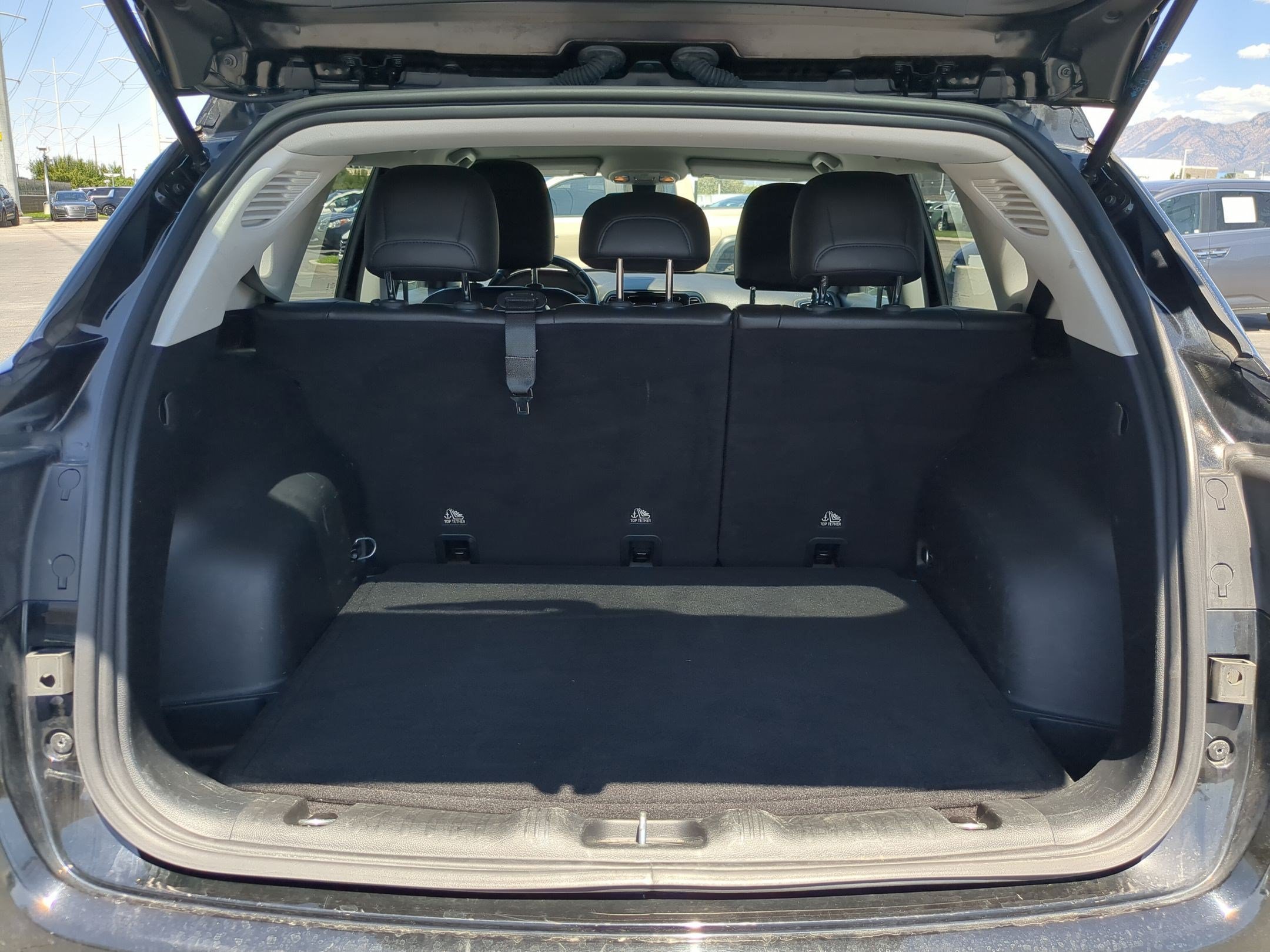 Used 2020 Jeep Compass Latitude AWD/4WD image 31