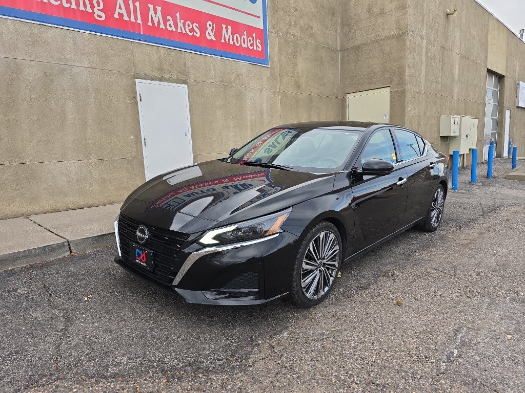 Used 2023 Nissan Altima 2.5 SL image 3