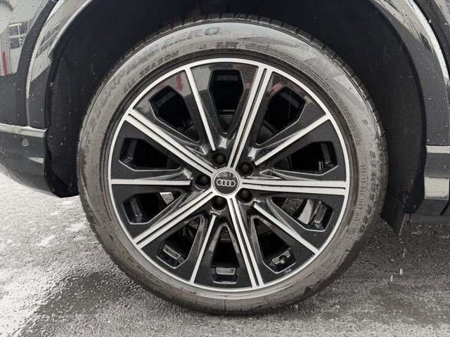 Used 2022 Audi Q4 e-tron Premium Plus image 23