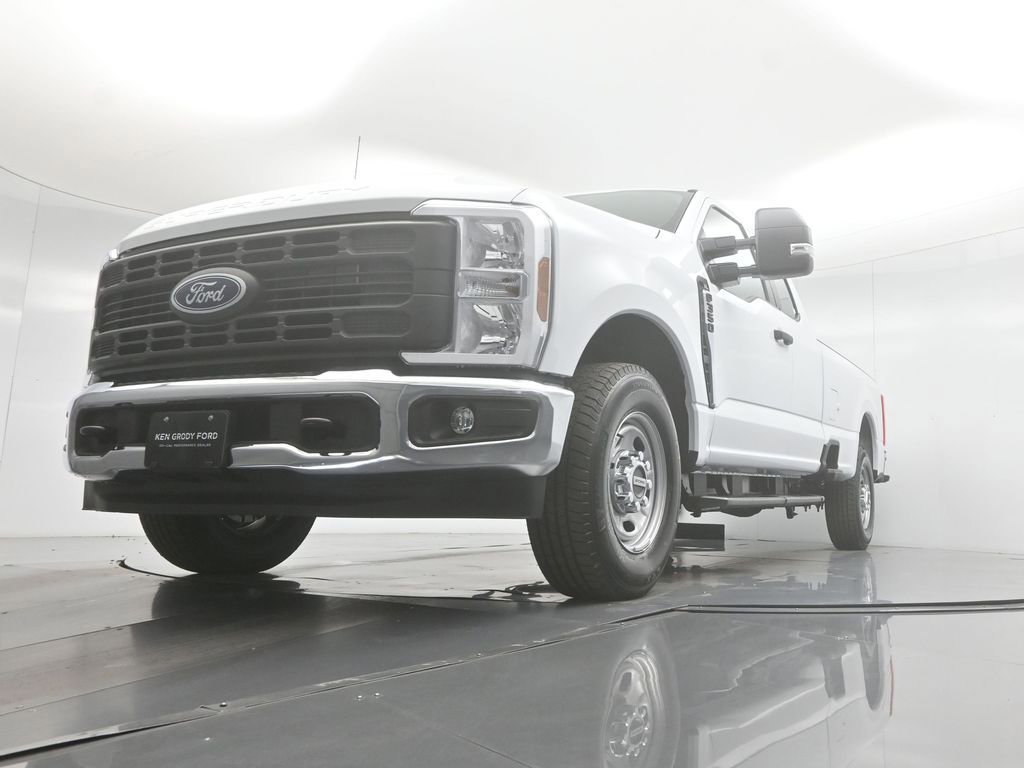 New 2026 Ford F350 XL w/ XL Chrome Package image 44