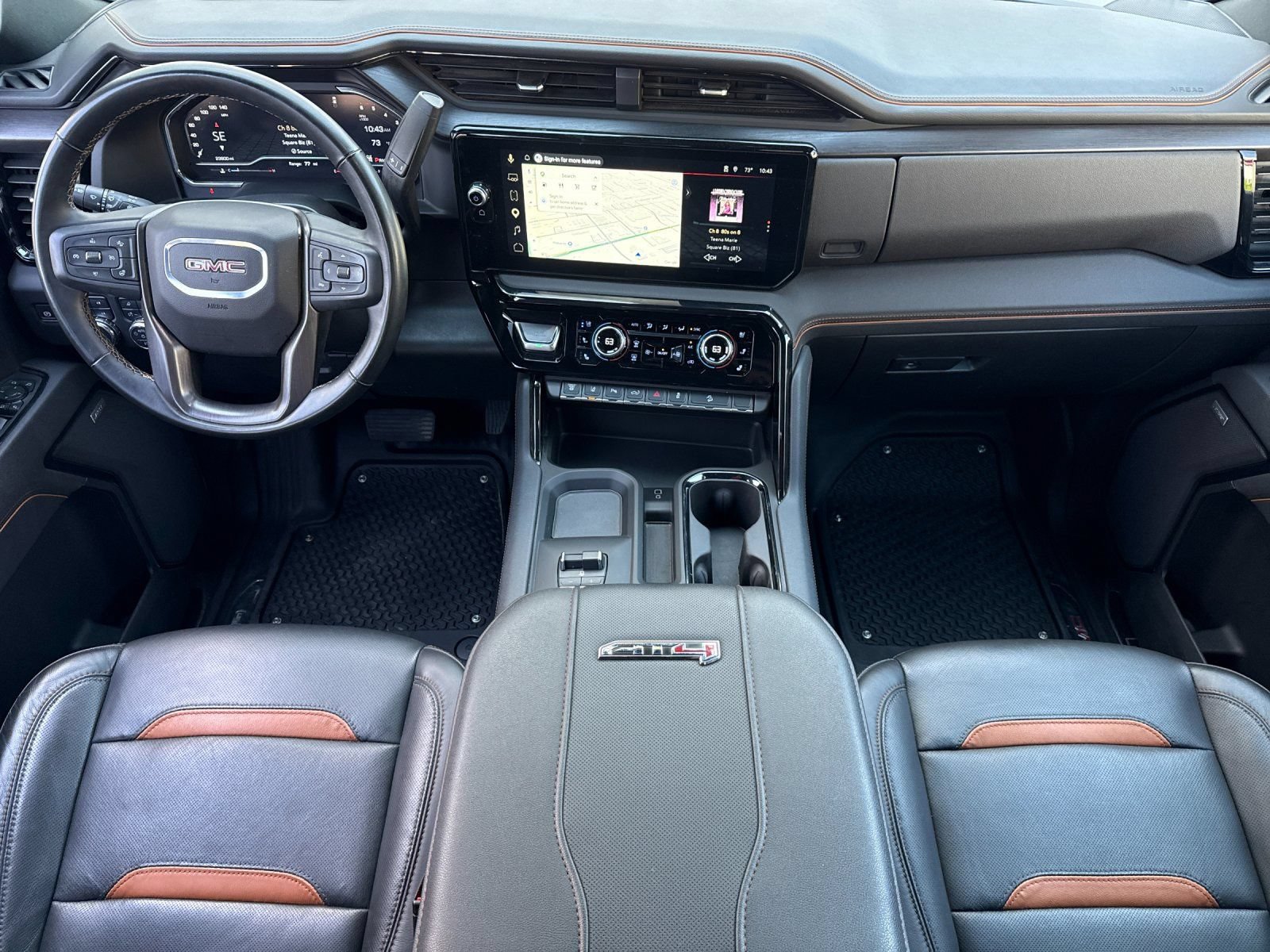Used 2025 GMC Sierra 2500 AT4 w/ Technology Package AWD/4WD image 14
