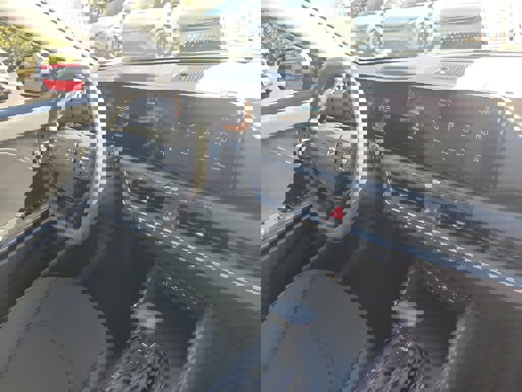 New 2026 Kia K4 LXS image 8