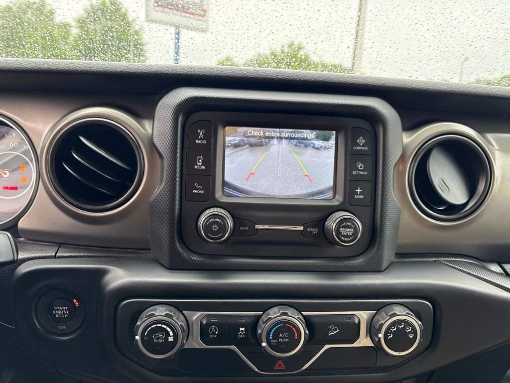Used 2019 Jeep Wrangler Unlimited Sport AWD/4WD image 17