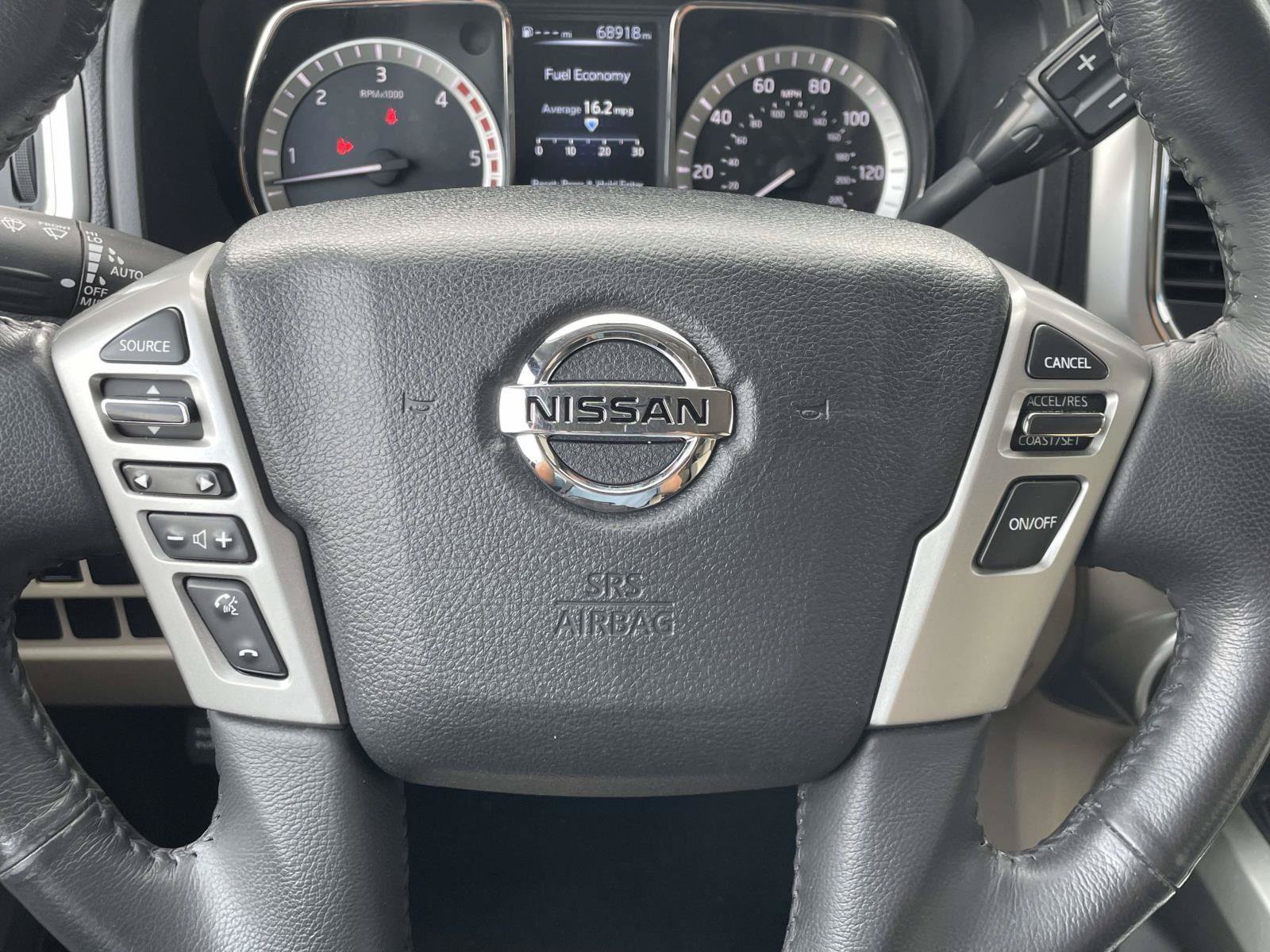Used 2016 Nissan Titan SV AWD/4WD image 17