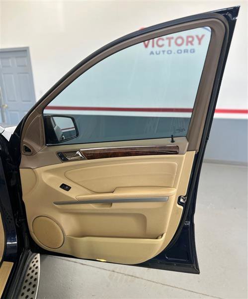 Used 2012 Mercedes-Benz GL 450 4MATIC image 22