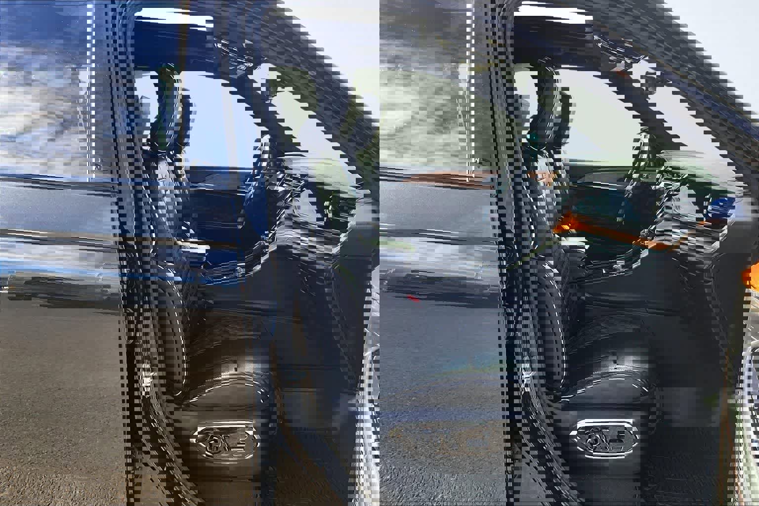 Used 2023 Jeep Grand Cherokee L Summit image 14