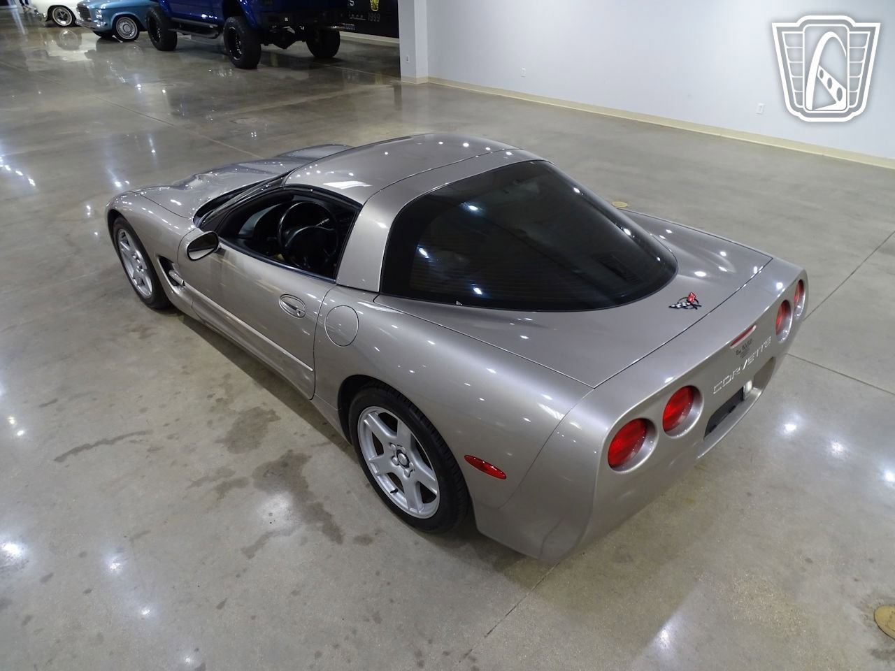 Used 1998 Chevrolet Corvette Coupe w/ Roof Pkg image 9