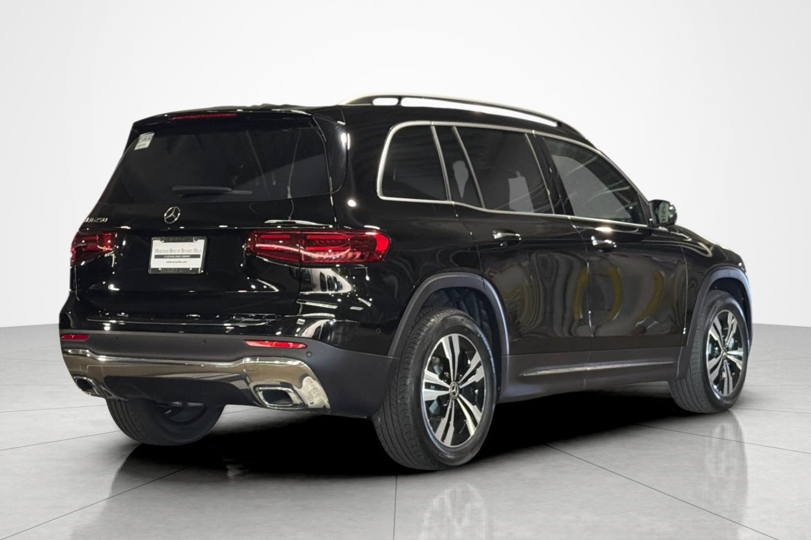 New 2026 Mercedes-Benz GLB 250 image 5
