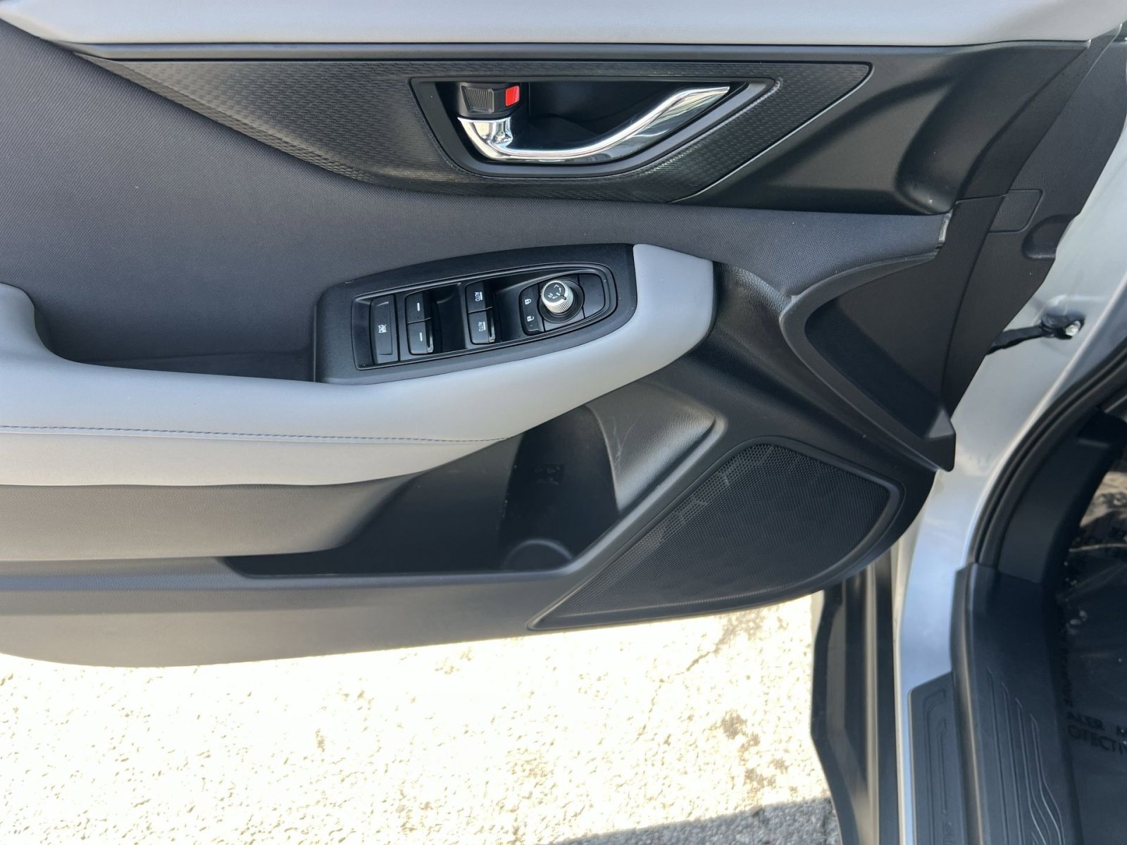 Used 2024 Subaru Outback Premium image 23