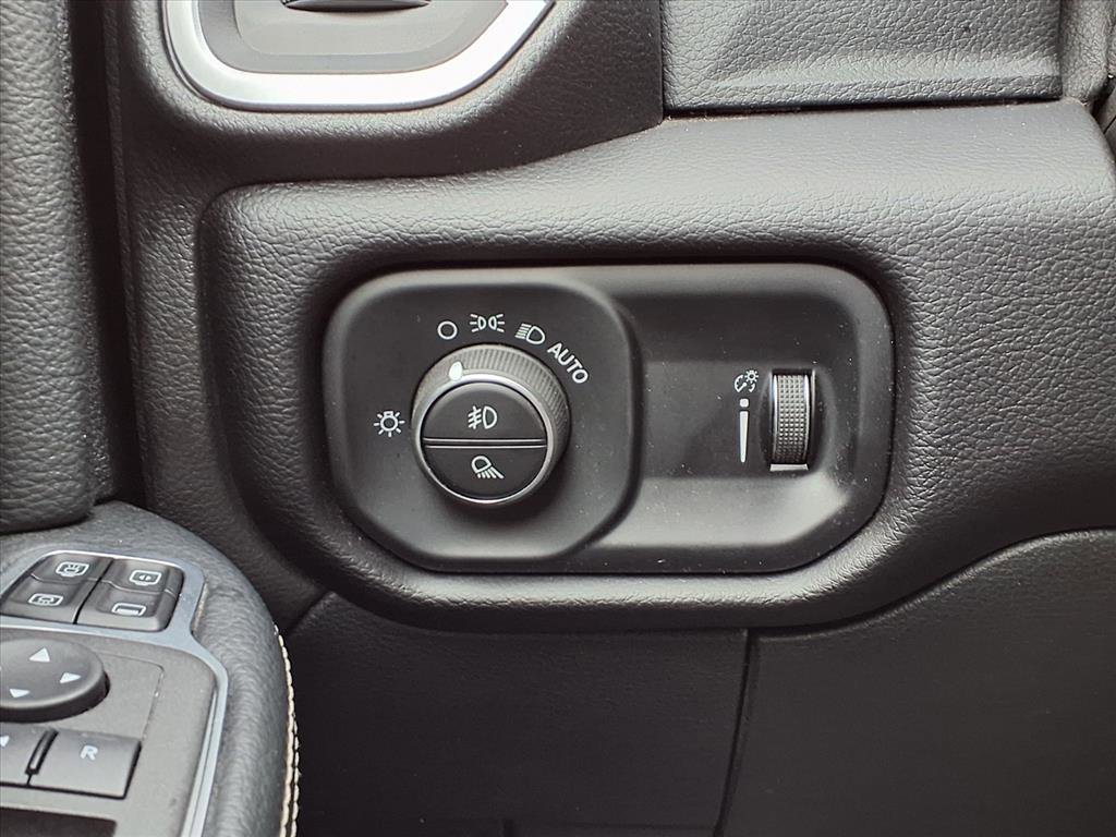 Used 2024 RAM 2500 Big Horn w/ Bed Utility Group image 22