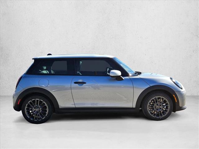 Used 2026 MINI Cooper 2-Door Hardtop image 4