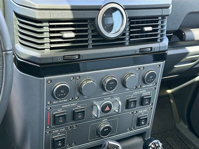 Used 2025 INEOS Grenadier Fieldmaster Edition image 14