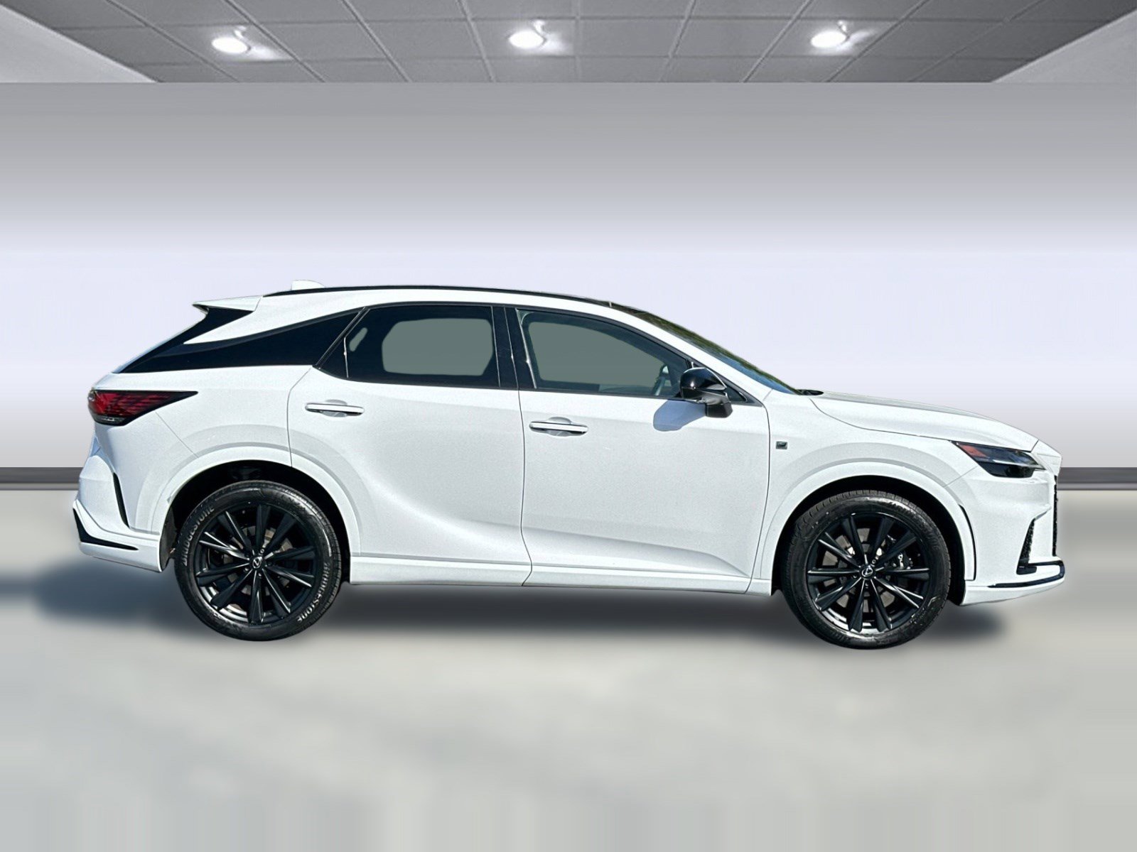 Certified 2023 Lexus RX 500h F Sport w/ Accessory Package (Z1) image 7