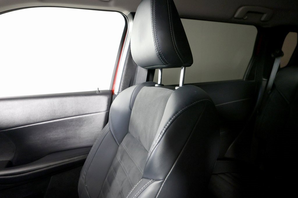 Used 2022 Mitsubishi Outlander SE image 38