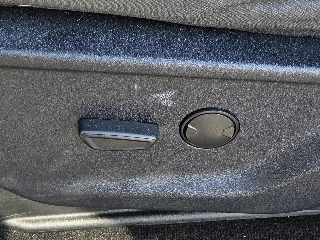 Used 2022 Ford F150 XLT w/ Equipment Group 301A Mid image 25