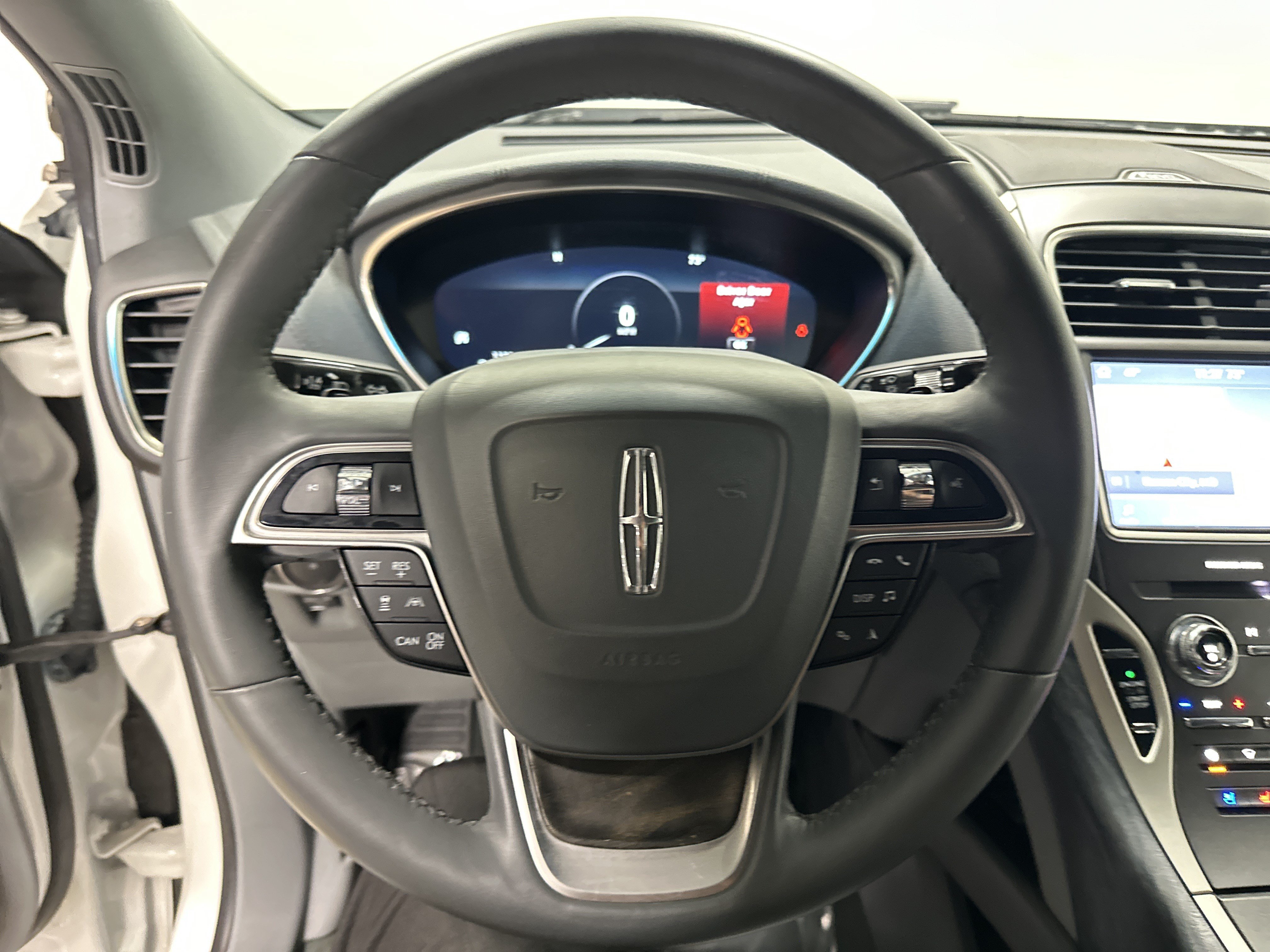 Used 2020 Lincoln Nautilus Reserve w/ Equipment Group 201A AWD/4WD image 18