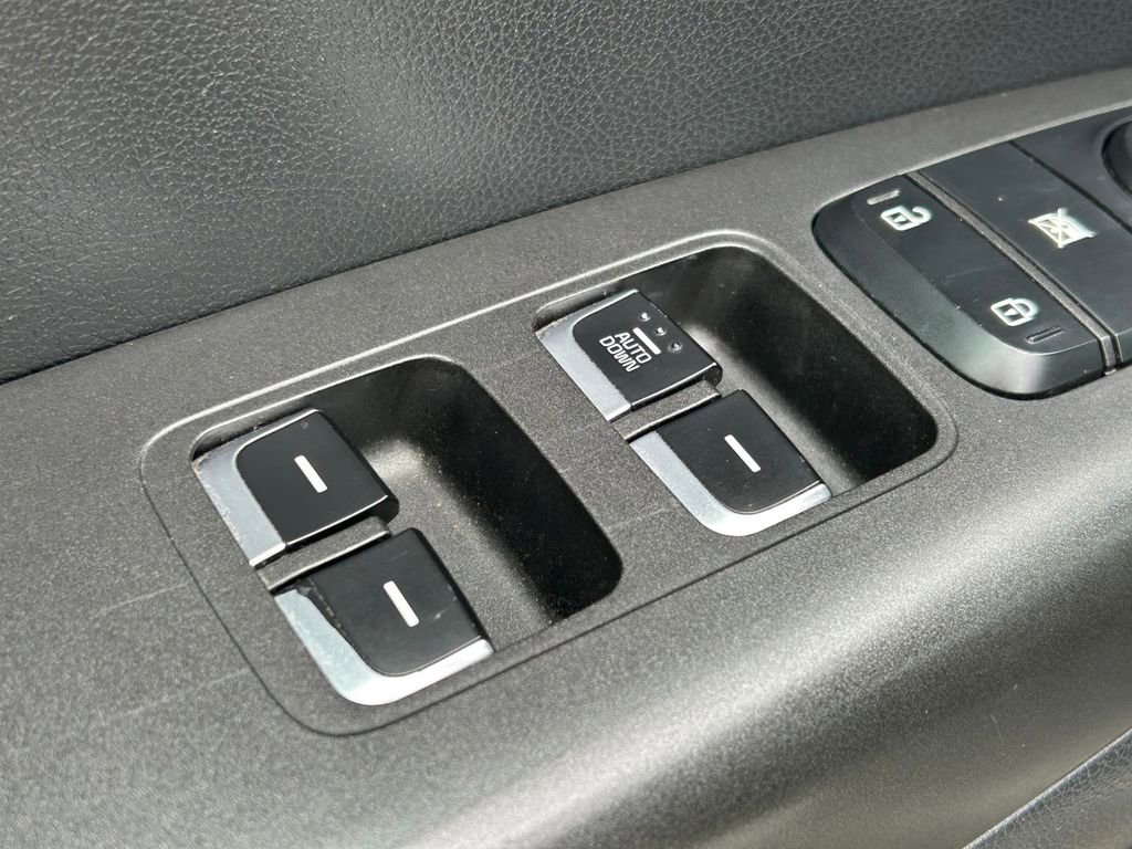 Used 2020 Kia Sportage LX w/ LX Popular Package FWD image 21