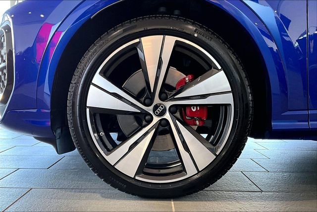 New 2025 Audi SQ5 Premium Plus image 12
