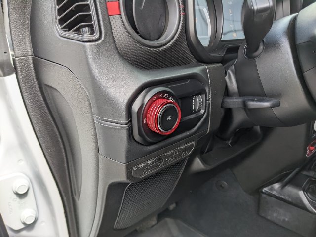 Used 2024 Jeep Wrangler Rubicon AWD/4WD image 22